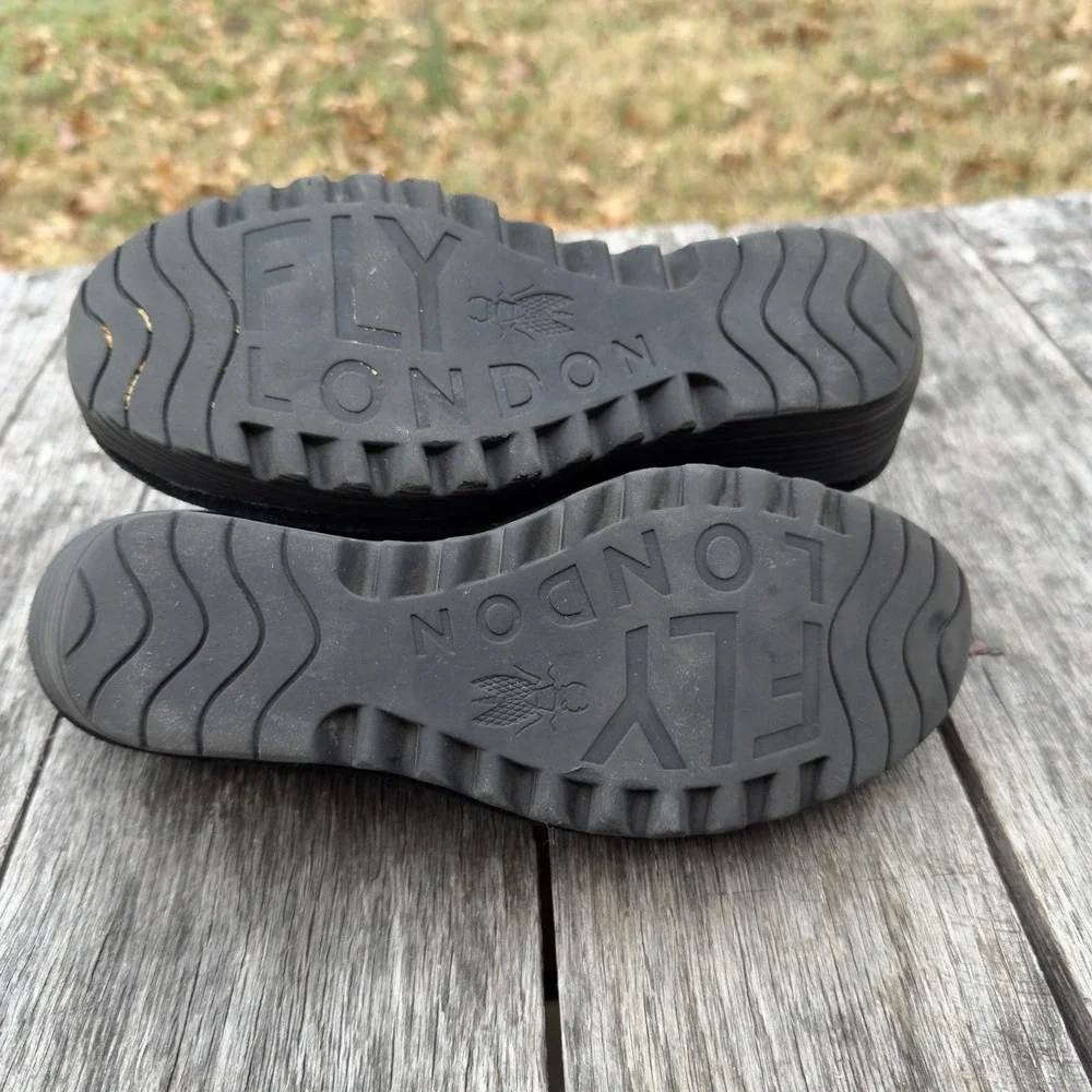 Fly London Yaz Women Black Suede Wedge Platform V-Cut Pump Size‎ EU 38/US 7.5-8